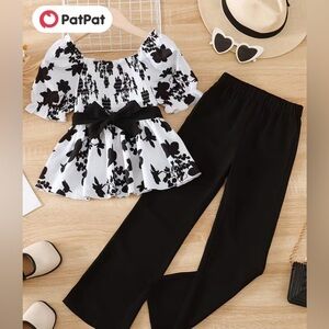 2pcs Girls' Floral Belted Smocked Off-Shoulder Short Sleeve Top & Black Pants